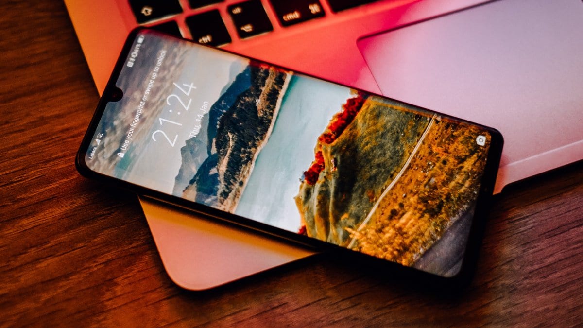 The Apex X1: Redefining Flagship Smartphone Excellence